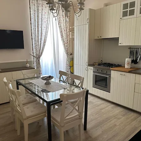 Shabby House -casa Indipendente Su 3 Livelli Nel Cuore Di Casa vacanze *