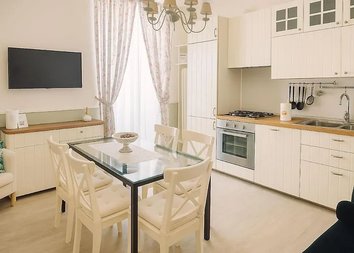 Shabby House -casa Indipendente Su 3 Livelli Nel Cuore Di San Benedetto del Tronto